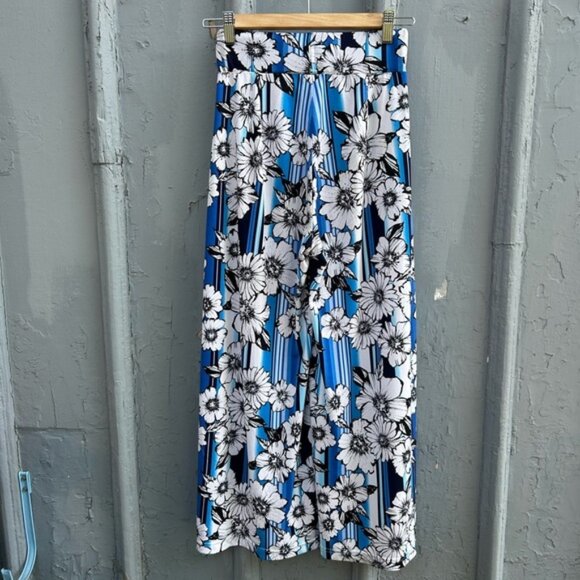 Bergstrom Morrison Cropped Trousers, size M - Picture 6 of 12